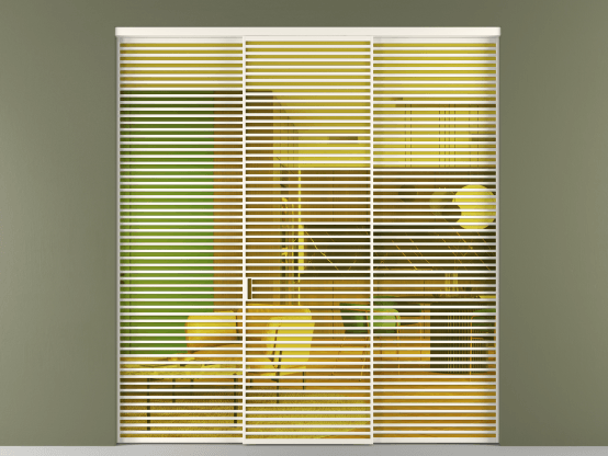 Алюминевая перегородка vn1+2_07_ Алюминий пудровый белый Прозрачное жёлтое стекло, триплекс, 6мм. Цвет Алюминий пудровый белый. Материал Алюминий в эмали. Коллекция Перегородка Formato внутри проёма 3 створки. Картинка.